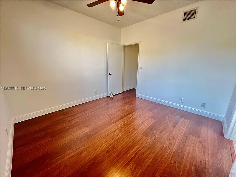 1387 Barcelona Way #3-26 — Photo 16