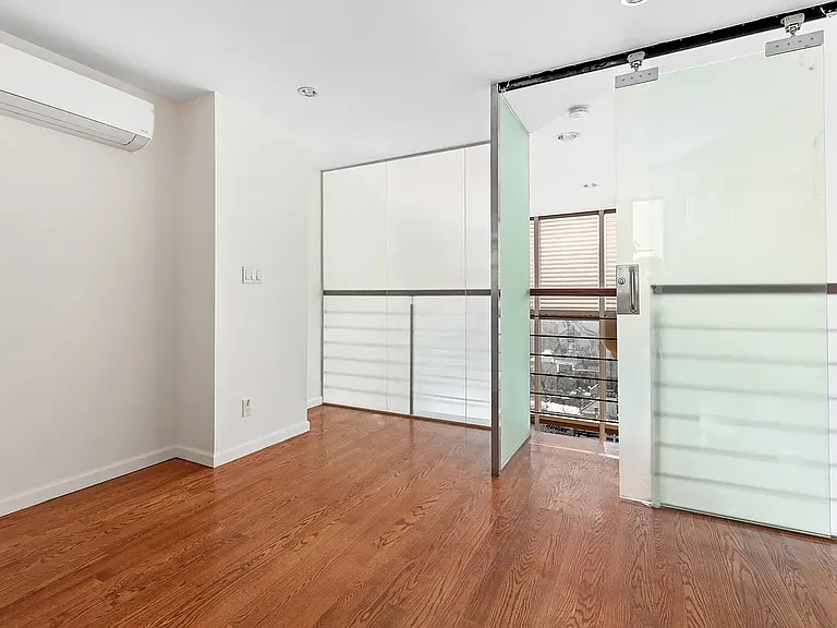 53 Hester St #PENTHOUSE — Photo 4