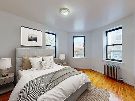 3rd image of 35 Hamilton Pl APT 102
