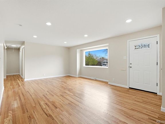 3rd image of 1791 Hopkins Drive