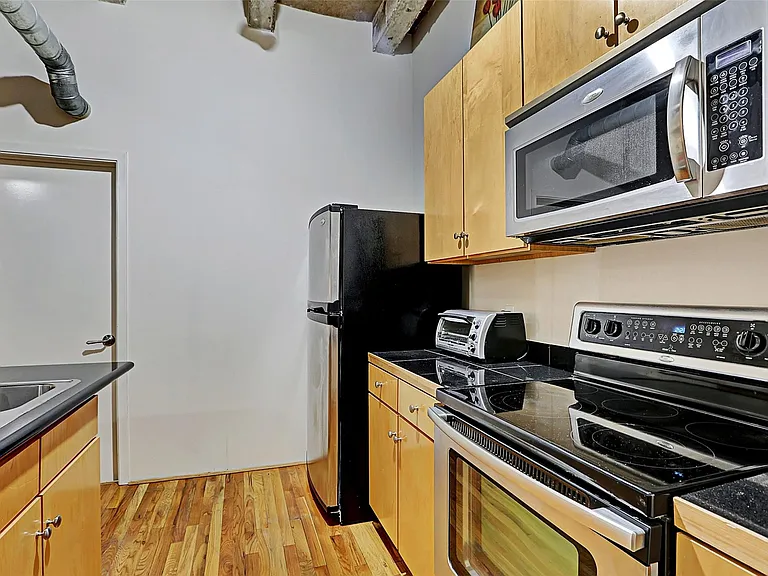 917 Main St #503 — Photo 12