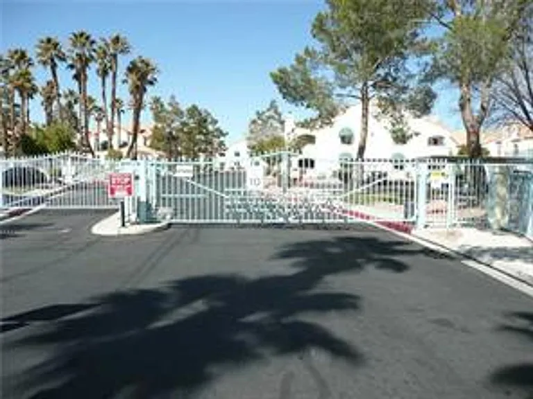 7570 W Flamingo Rd #125 — Photo 13