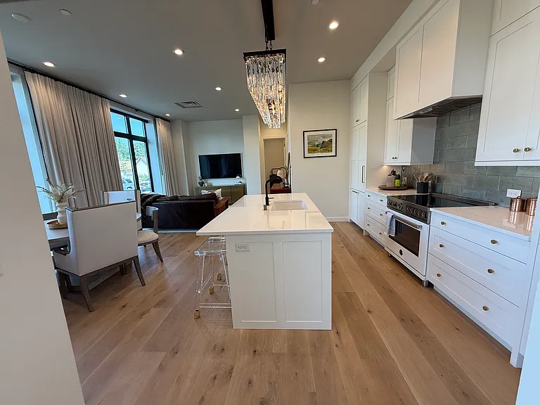 116 N Bozeman Ave #108 — Photo 6