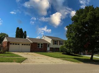 1394 Karahill Dr, Cincinnati, OH 45240