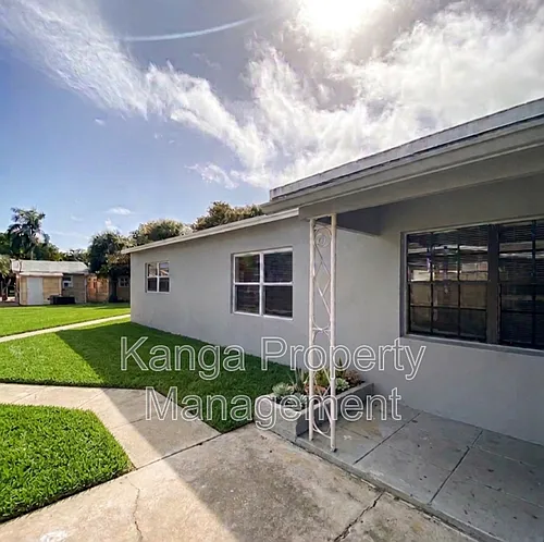 3716 Henry Ave Photo 1