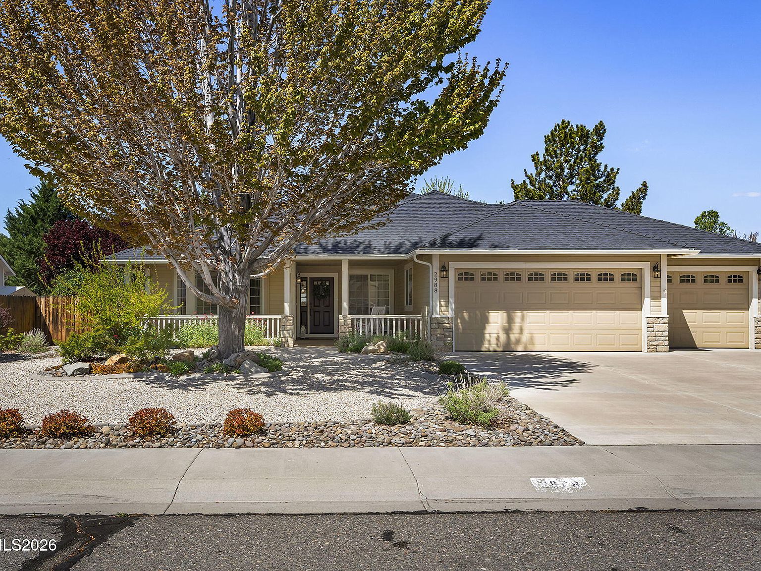 2988 Del Rio Ln, Minden, NV 89423 | Zillow