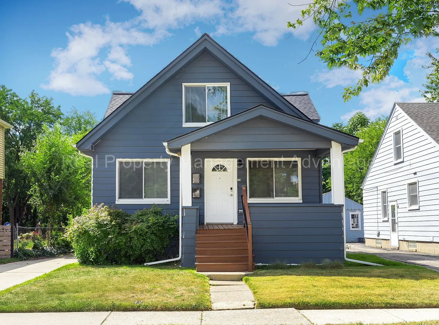 316 Spencer — Photo 2