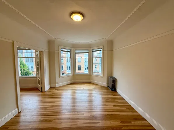 2485 Chestnut St APT 202, San Francisco, CA 94123