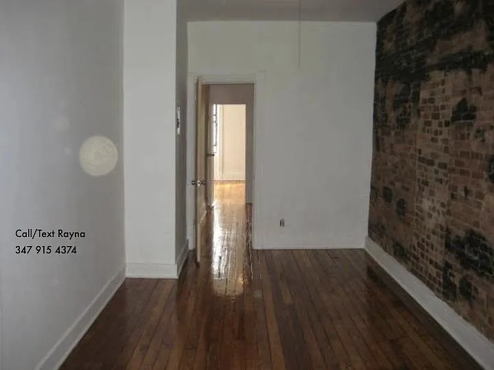 Building Photo 4