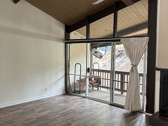 5th image of 872 Sierra Vista Dr APT 6