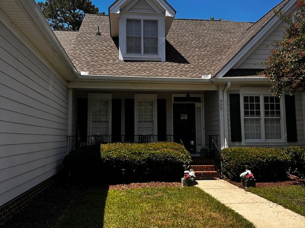 929 S Lakeview Dr #929, Four Oaks, NC
