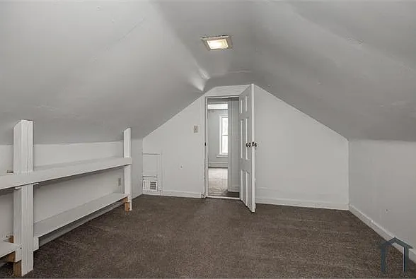10011 Elizabeth Ave — Photo 20