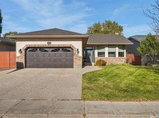 8310 Sherwood Drive, Regina, SK S4Y 1J5