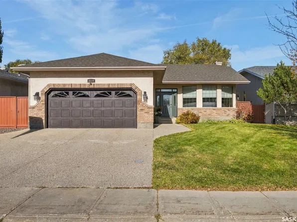 8310 Sherwood Drive, Regina, SK S4Y 1J5