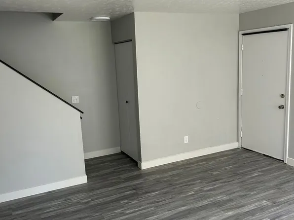 OTE3021, 3021 W 72nd St #4, Davenport, IA 52806
