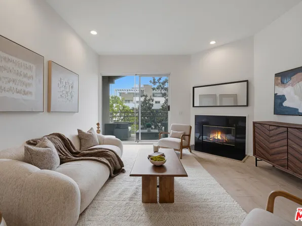 1820 S Beverly Glen Blvd APT 208, Los Angeles, CA 90025