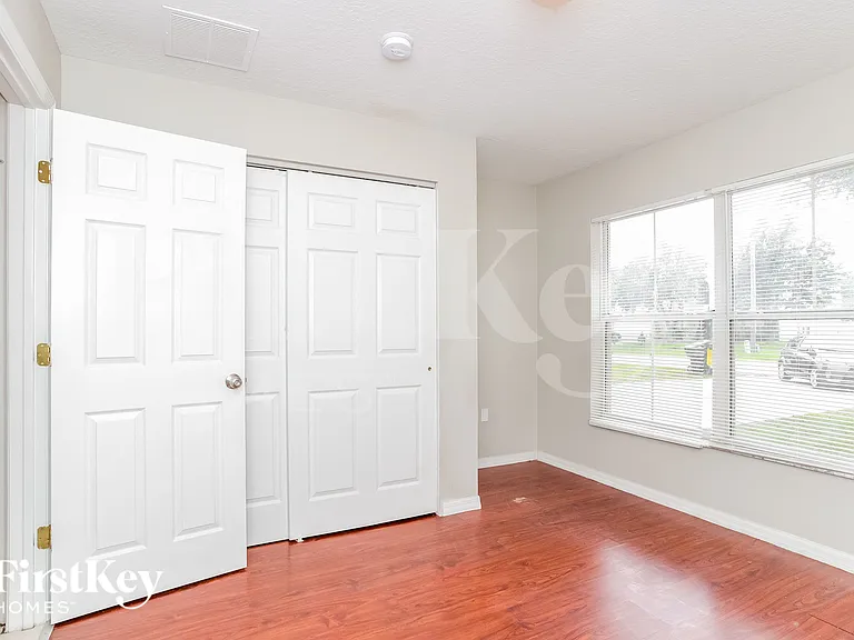 1932 Michigan Ct — Photo 13