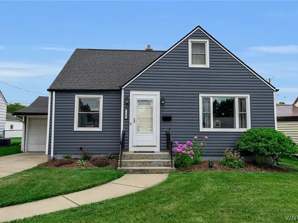 1305 Cleveland Dr, Cheektowaga, NY 14225
