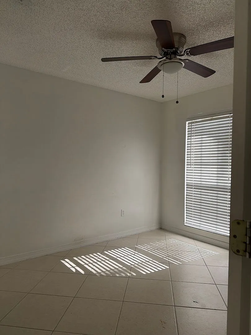 13855 Glasser Ave - Available now! — Photo 4