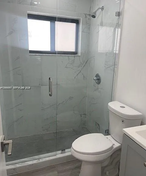 910 SW 8th Ave #D — Photo 5