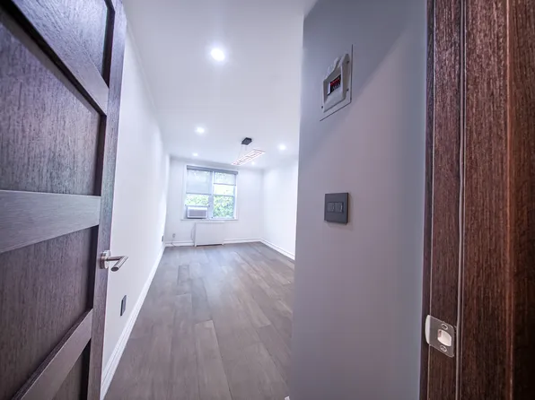 2553 East 7th Street image 34 of 38