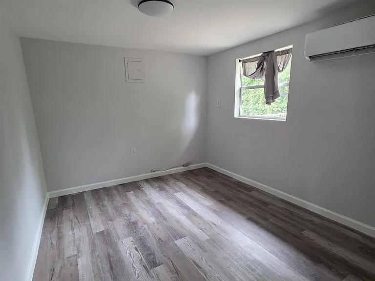 406A Puckett Rd — Photo 9