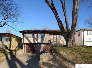 5826 Orchard Ave, Omaha, NE 68117