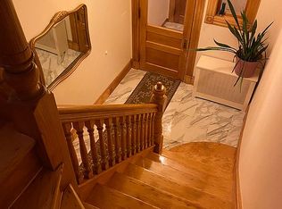 48 Washington Pl, East Rutherford, NJ 07073