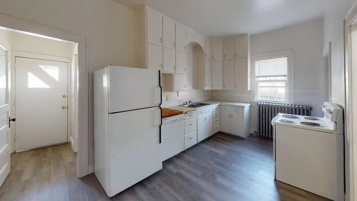 108 2nd St NW — Photo 1