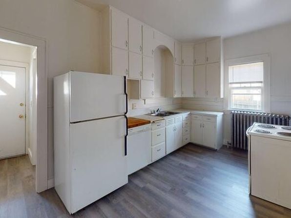108 2nd St NW