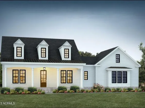 275 Hollycrest Drive, Pinehurst, NC 28374