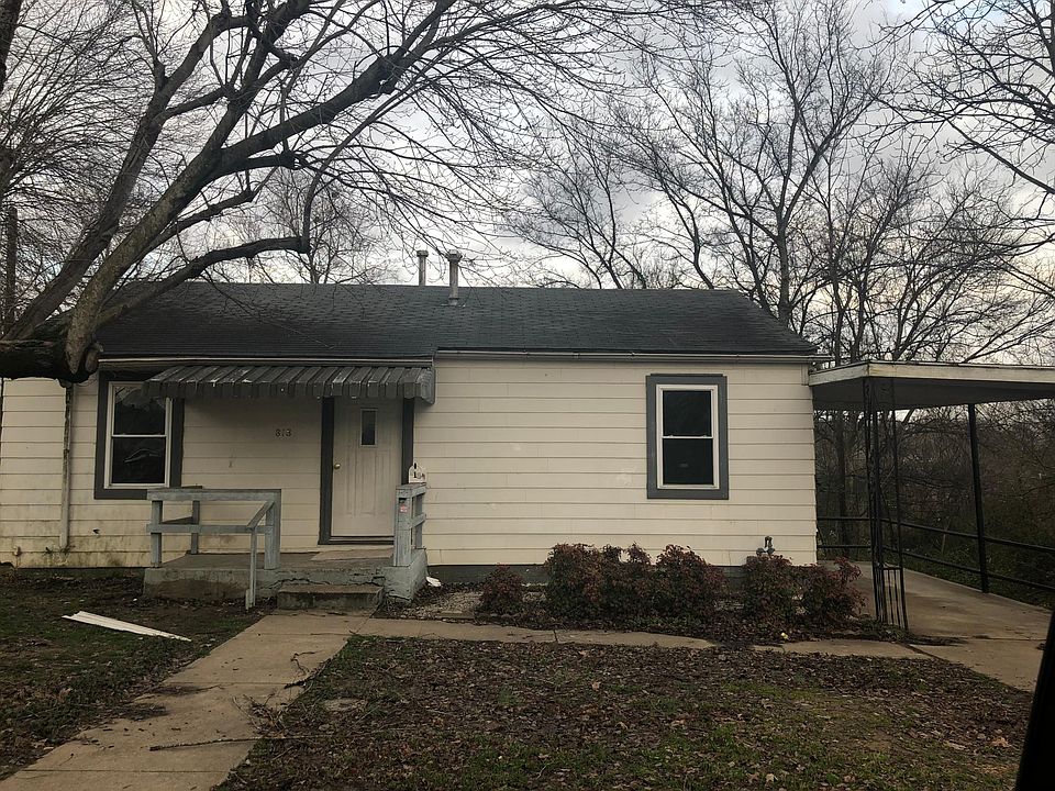 1st image of 818 N 12th St