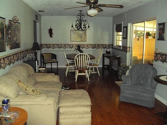 5th image of 1981 SE Cherry Dr