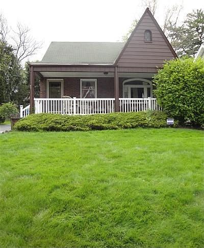 1st image of 53 Pinehurst Ave