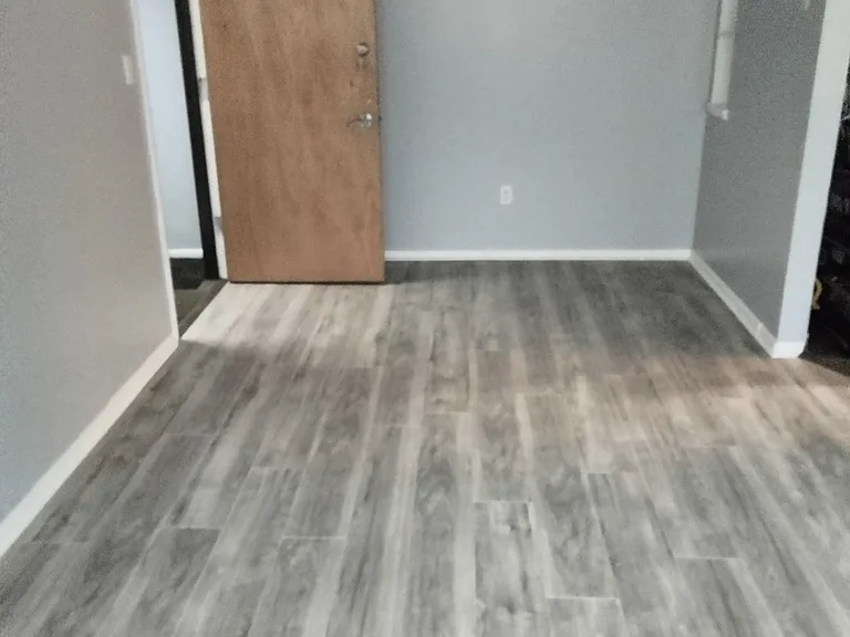 Redwood — Photo 17