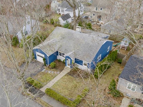 5th image of 22 Pine Hill Rd