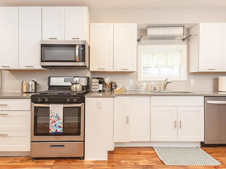 614 Lafayette Ave SE — Photo 4