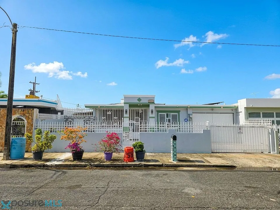 851 Urb Vistamar