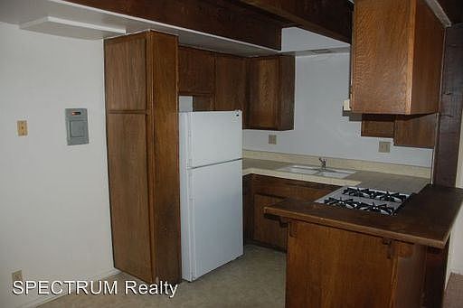 2nd image of 2025 Bath St APT 14