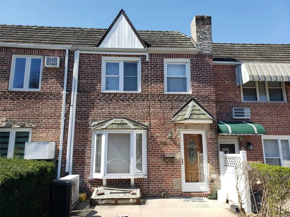 62-20 79th Street, Middle Village, NY 11379
