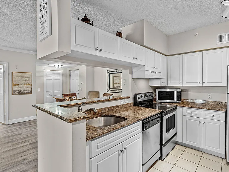 4307 Tuscany Way — Photo 10