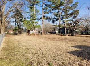 255 2nd St NW, Detroit, TX 75436