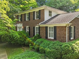 1612 Helmwood Dr, Greensboro, NC 27410