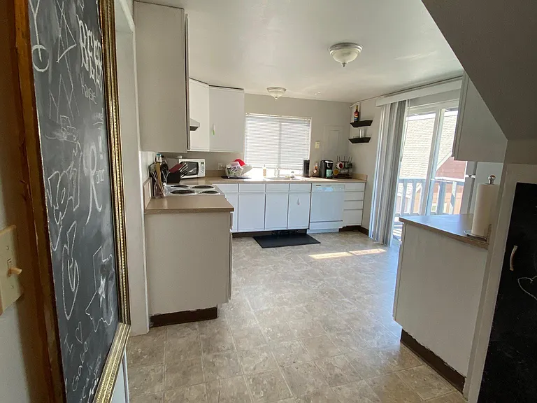 1201 N Willow St #1/2 — Photo 11
