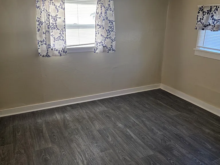 2525 S Higgins Ave — Photo 3