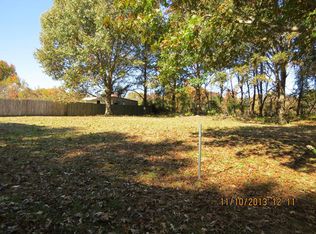 318 Junior Dr, Covington, TN 38019