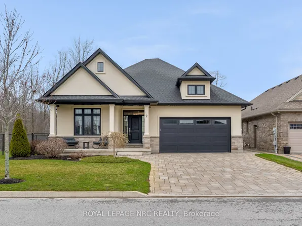 2 McFarland St, Thorold, ON L2V 0J2