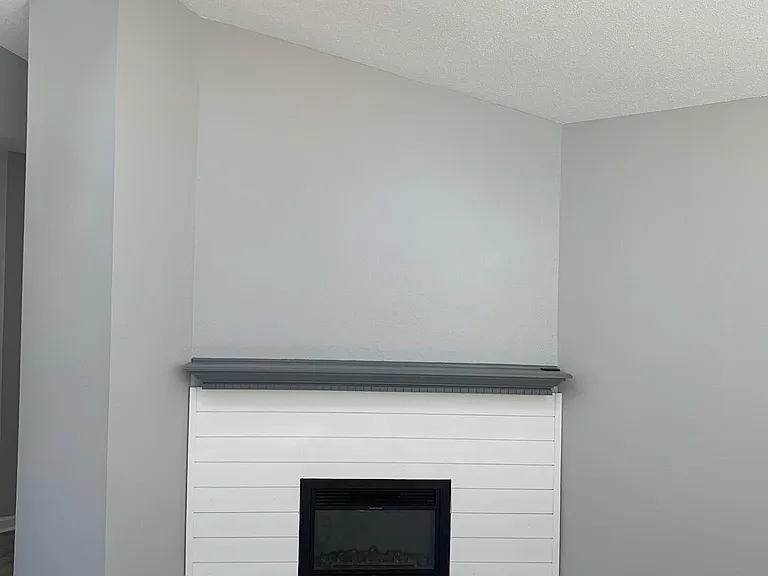 1508 Spelling Way — Photo 2