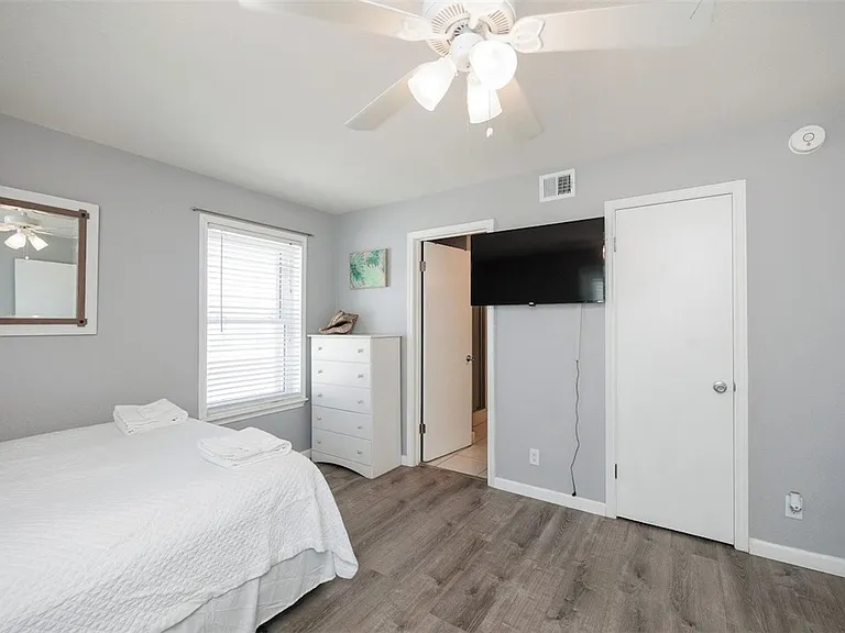 14921 Windward Dr #114 — Photo 17