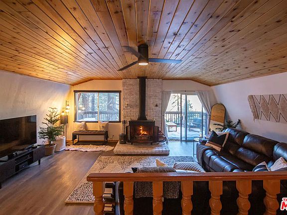 2nd image of 1409 Lassen Way